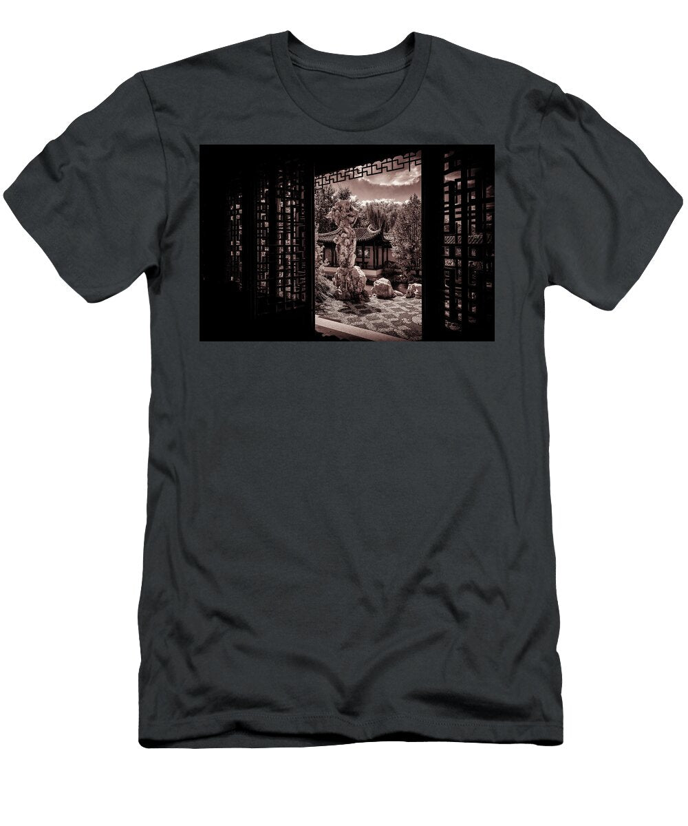 Stone Sculpture Val Black Russian Tourchin T-Shirt