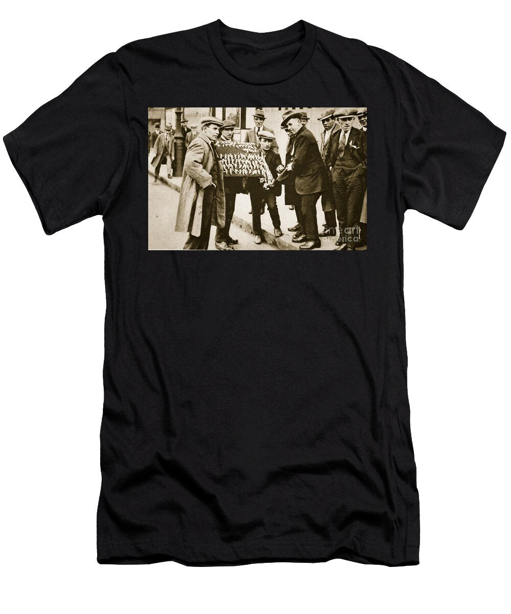 Street Hawkers Sell Football Favours Kings Cross English Photographer T-Shirt