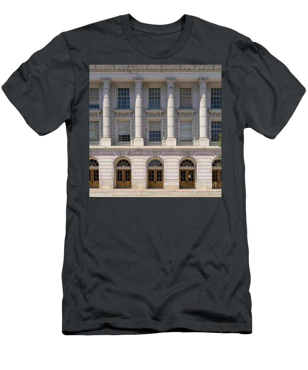 University of California Berkeley Historic Ide Wheeler Hall Dsc4063 Square Wingsdomain Art and Photography T-Shirt