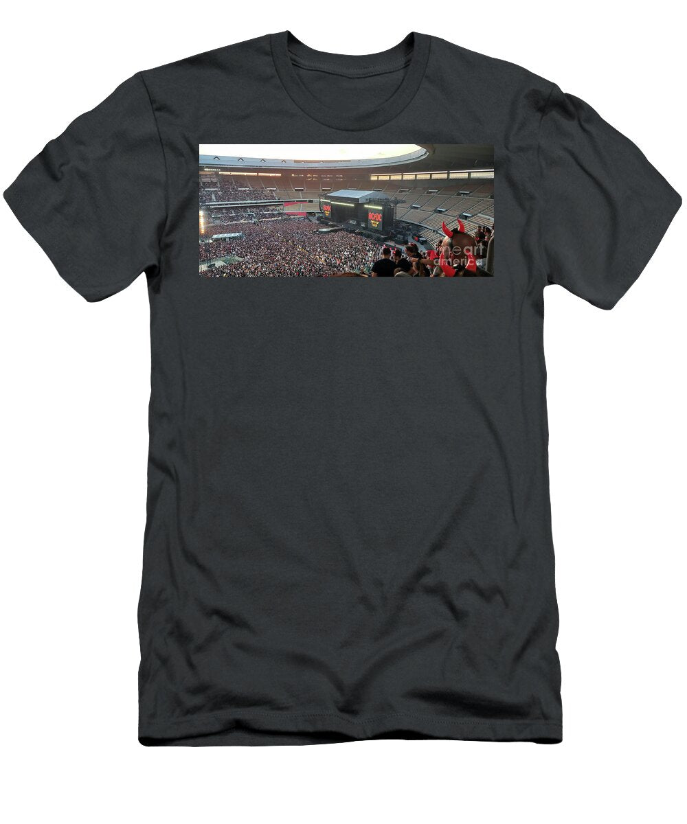 Waiting for the Show Arkitekta Art T-Shirt