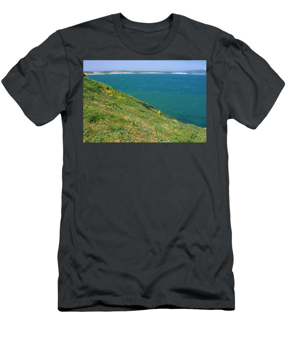 Wildflowers and Drakes Bay Soli Deo Gloria Wilderness and Wildlife Photography T-Shirt